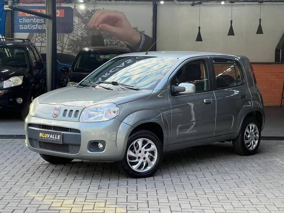 FIAT UNO 1.0 EVO VIVACE 8V FLEX 4P MANUAL